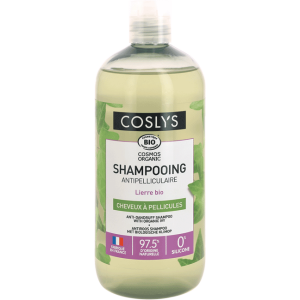 Shampooing...